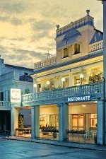 Fronte Hotel