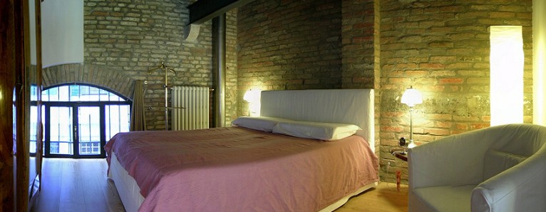 Veniceapartments.org