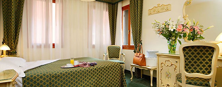 Hotel Commercio & Pellegrino