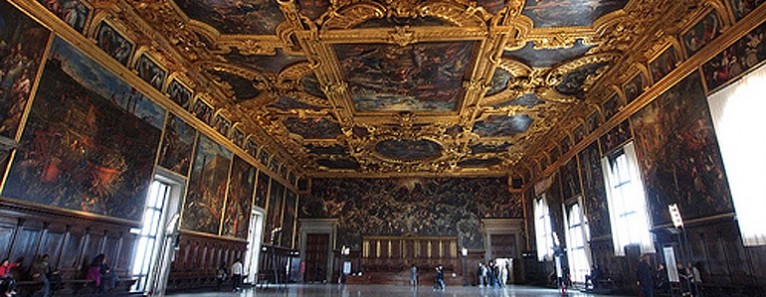 I luoghi di maggiore interesse: Palazzo Ducale e Basilica