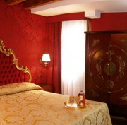 Hotel Ambassador Tre Rose