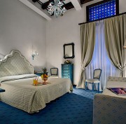 Hotel Mignon