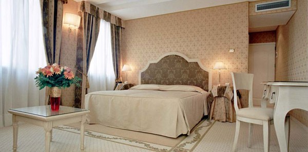 Hotel Acca