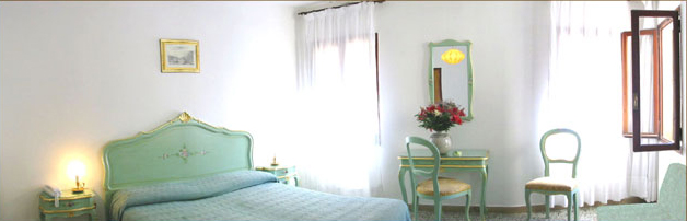Hotel Alex