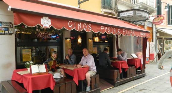Pizzeria Gino’s