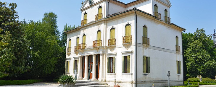Natale a Villa Widmann. Musica, mercatini, cinema e pattinaggio fino al 6 Gennaio
