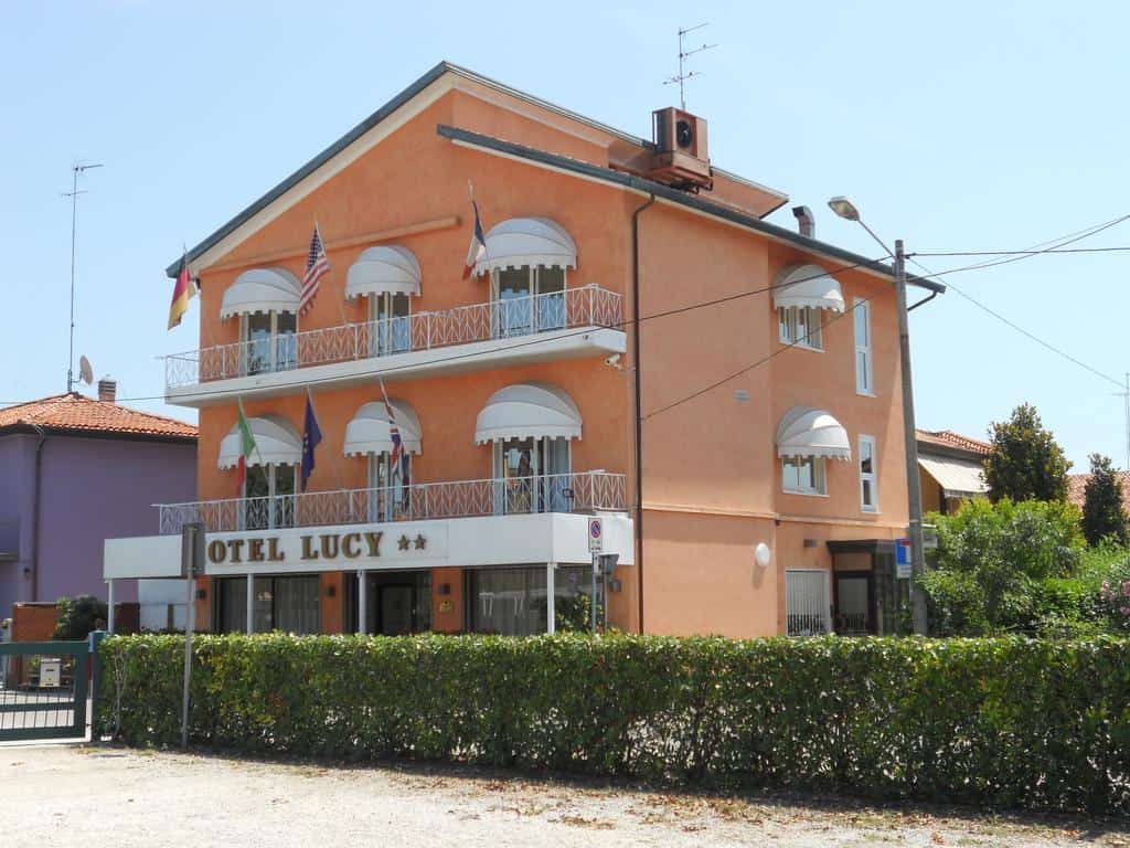 Hotel Lucy