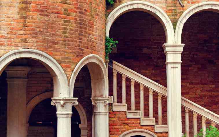 Visita alla Scala Contarini del Bovolo